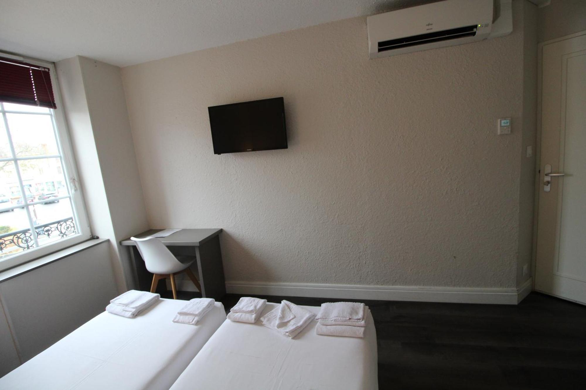 Hotel Casabianca Moulins  Exteriör bild