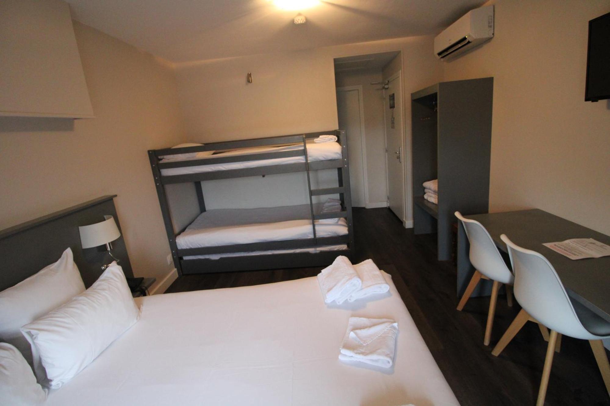 Hotel Casabianca Moulins  Exteriör bild